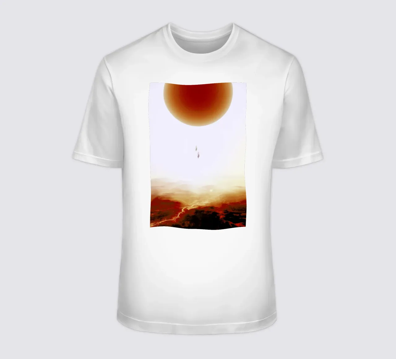 Descent of two skydivers over an alien red desert planet T-Shirt von Stoian Hitrov