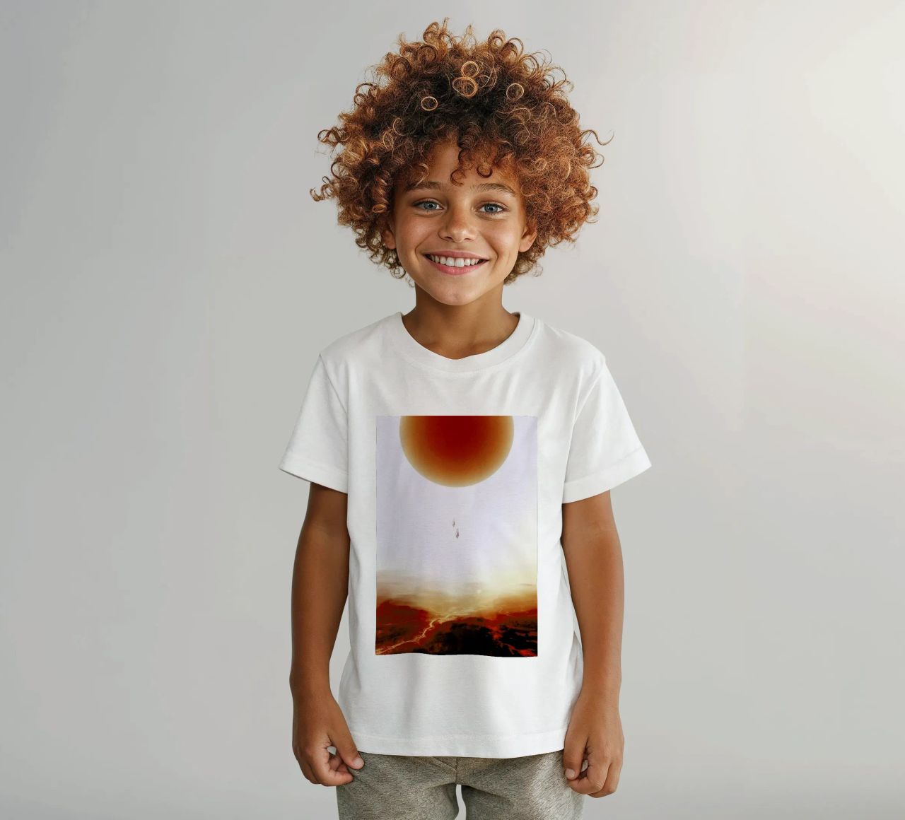 Descent of two skydivers over an alien red desert planet t-shirt bambini da Stoian Hitrov
