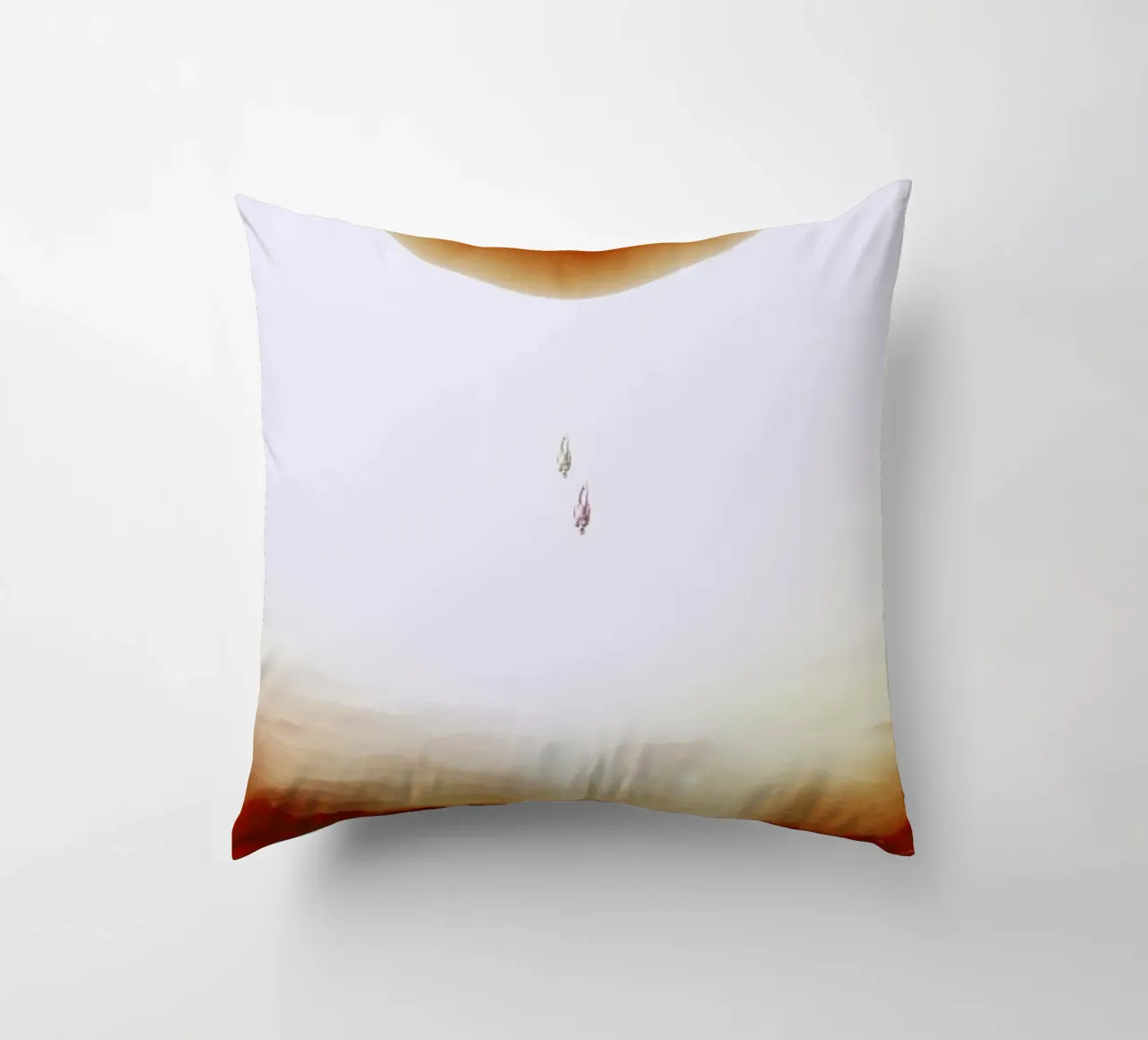 Descent of two skydivers over an alien red desert planet Kissen von Stoian Hitrov