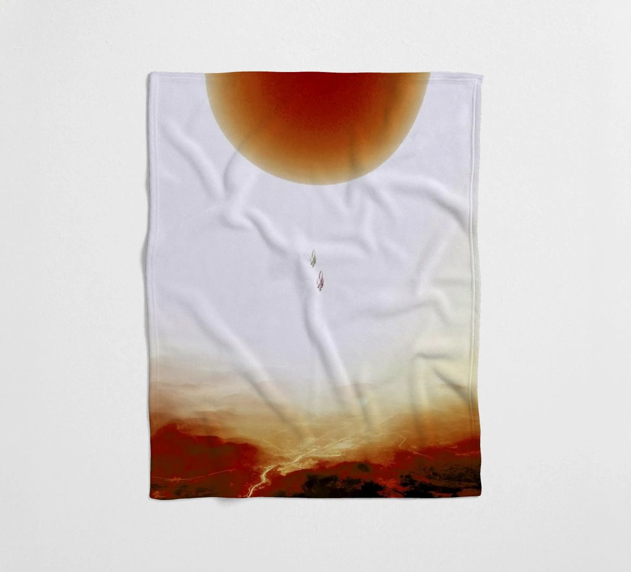 Descent of two skydivers over an alien red desert planet coperta in pile da Stoian Hitrov