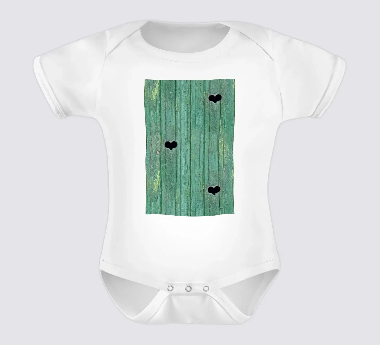 Une touche d'amour rustique - Porte en bois avec découpes en forme de cœur body bébé de Curious Collections by Marielle Leenders