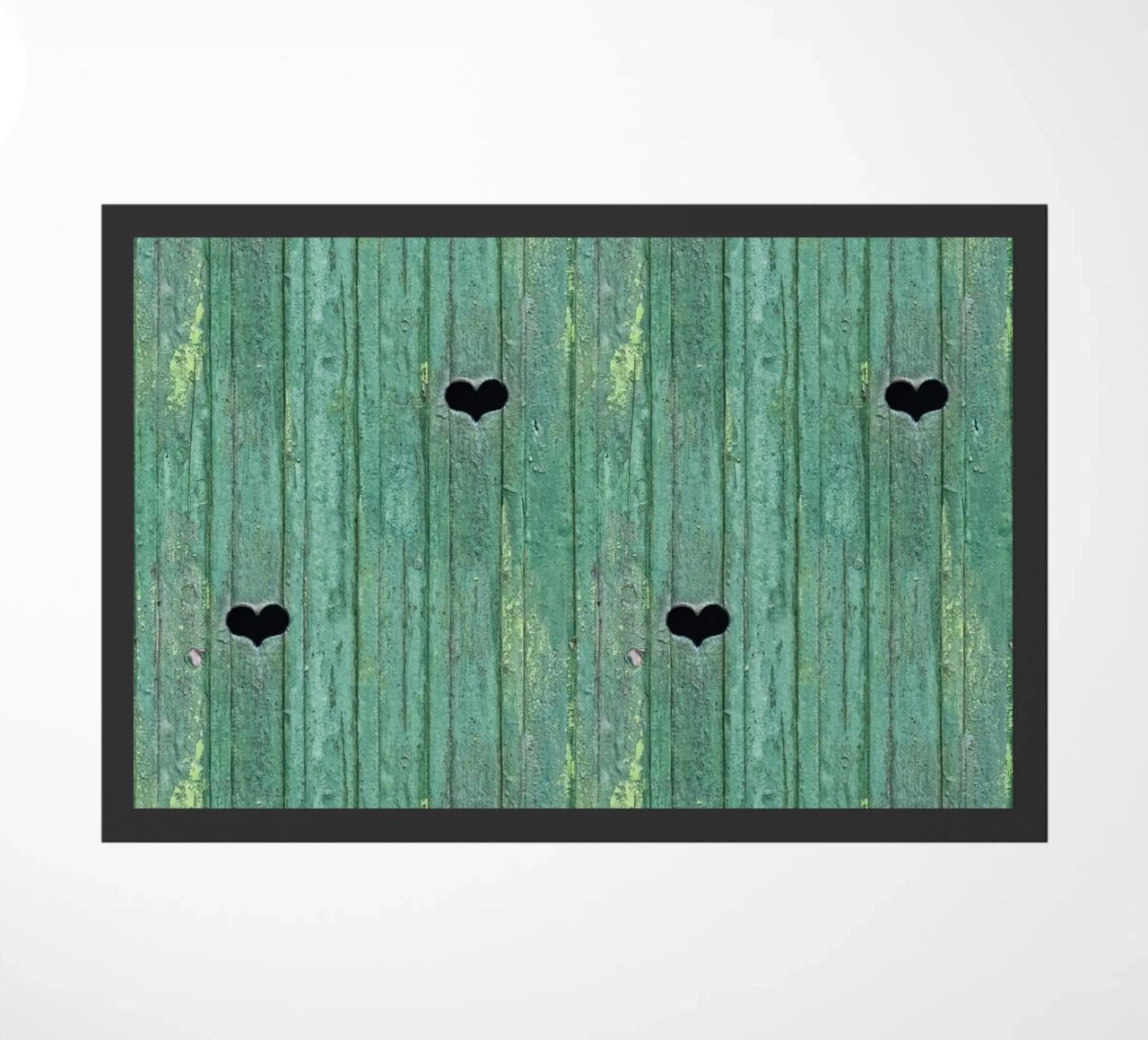 Un tocco d'amore rustico - Porta in legno con ritagli di cuore zerbino da Curious Collections by Marielle Leenders