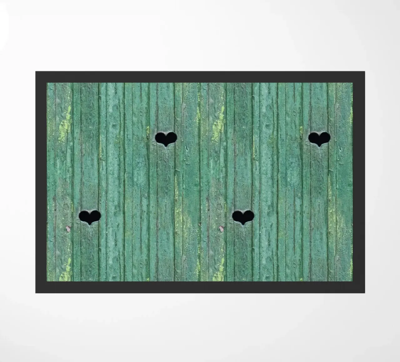 Un tocco d'amore rustico - Porta in legno con ritagli di cuore zerbino da Curious Collections by Marielle Leenders