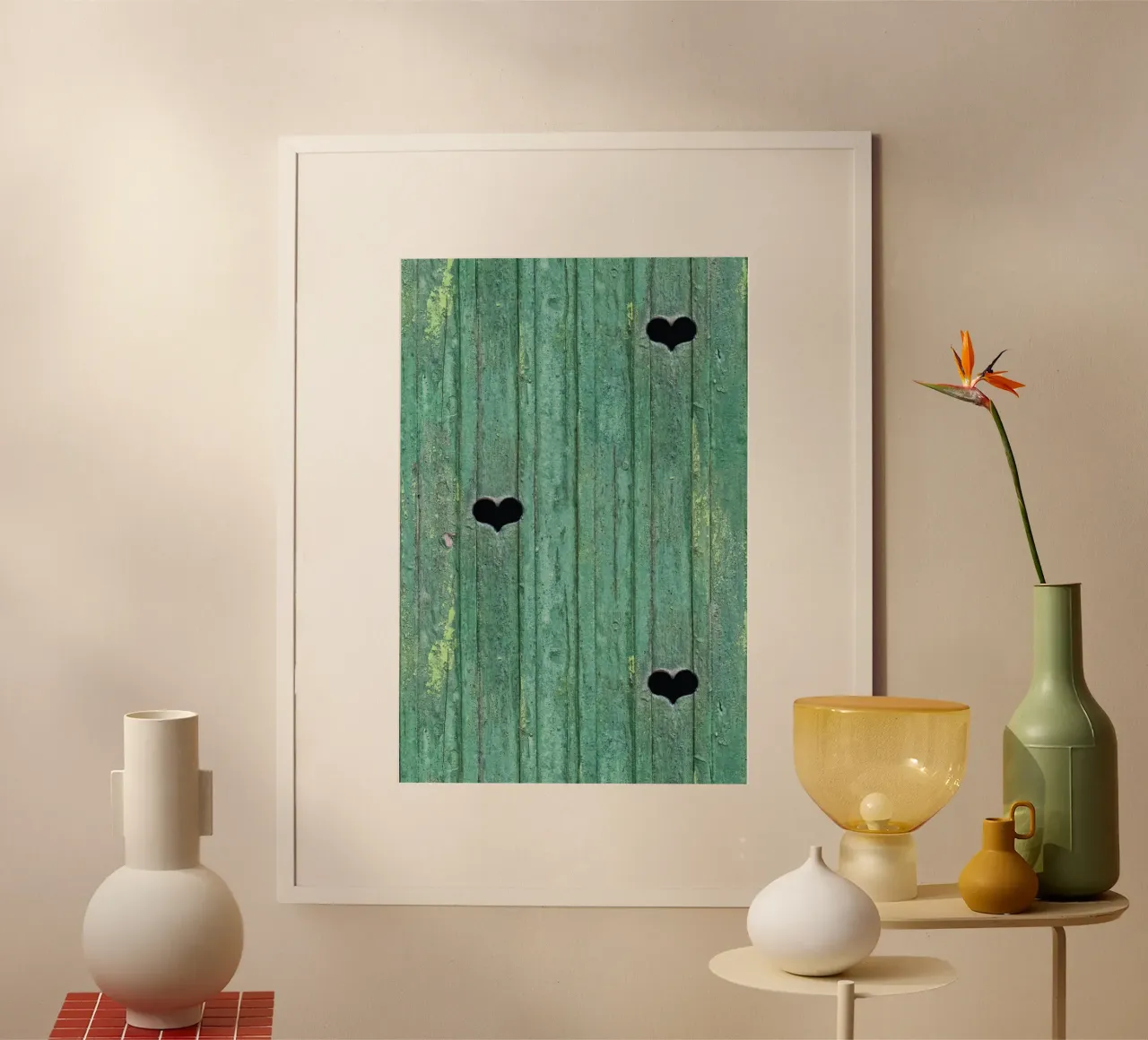 Un tocco d'amore rustico - Porta in legno con ritagli di cuore carta hahnemühle da Curious Collections by Marielle Leenders