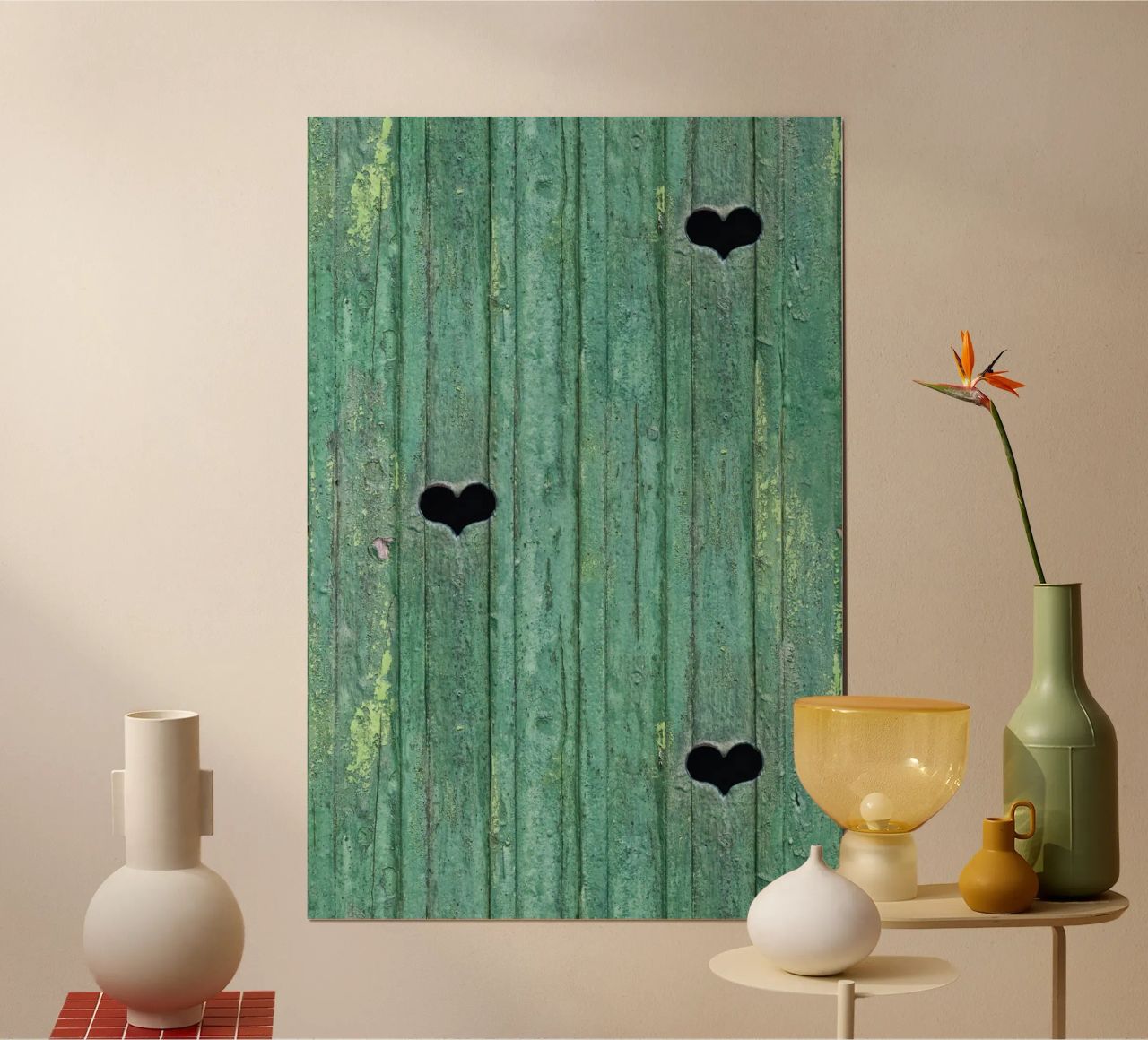 Un tocco d'amore rustico - Porta in legno con ritagli di cuore poster da Curious Collections by Marielle Leenders