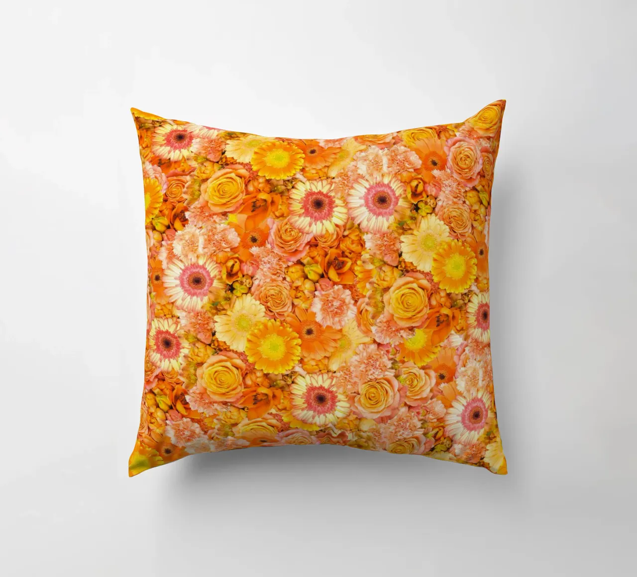 Un mare di arancione - Fiori in piena fioritura cuscino da Curious Collections by Marielle Leenders