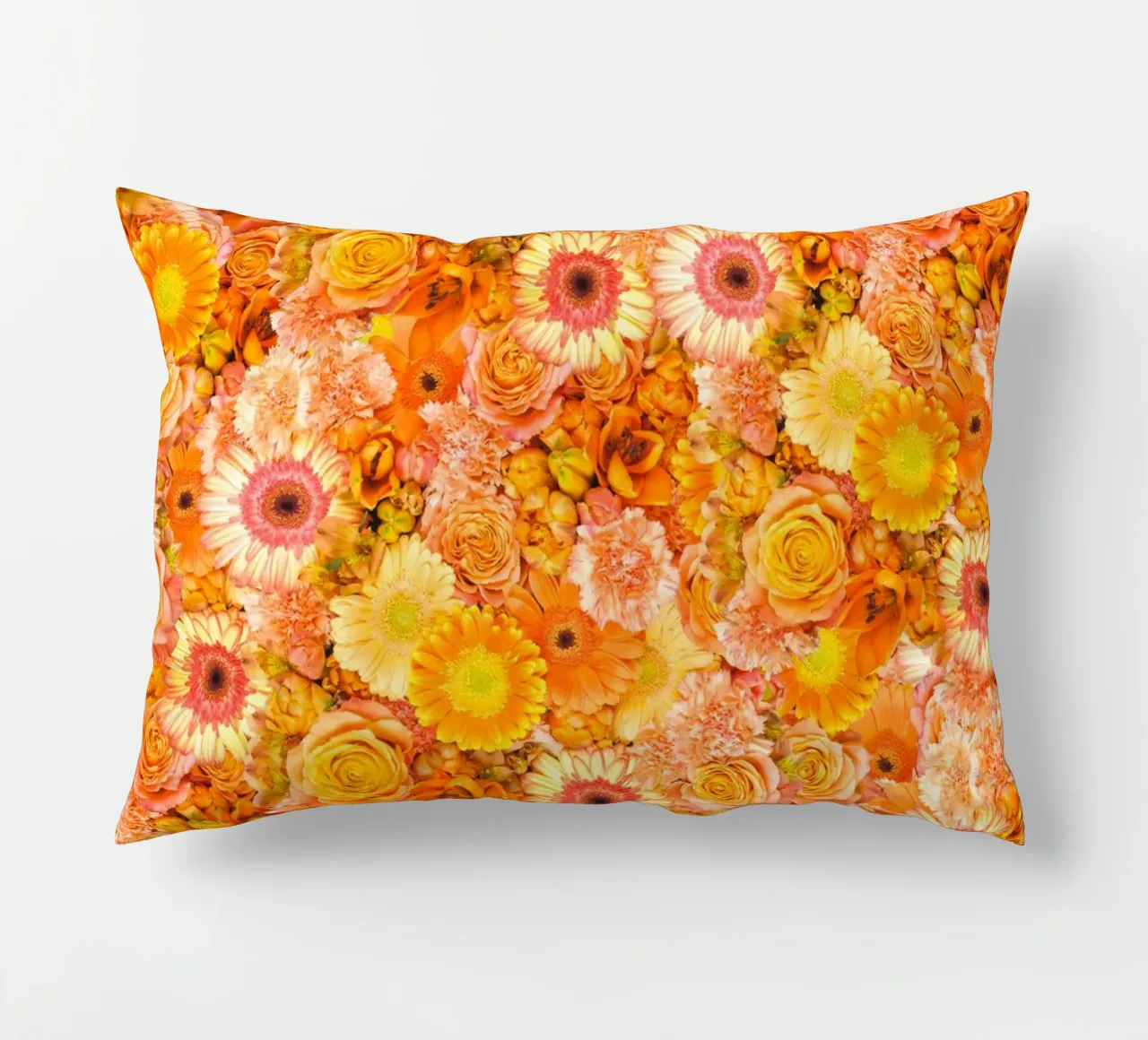Un mare di arancione - Fiori in piena fioritura cuscino da Curious Collections by Marielle Leenders