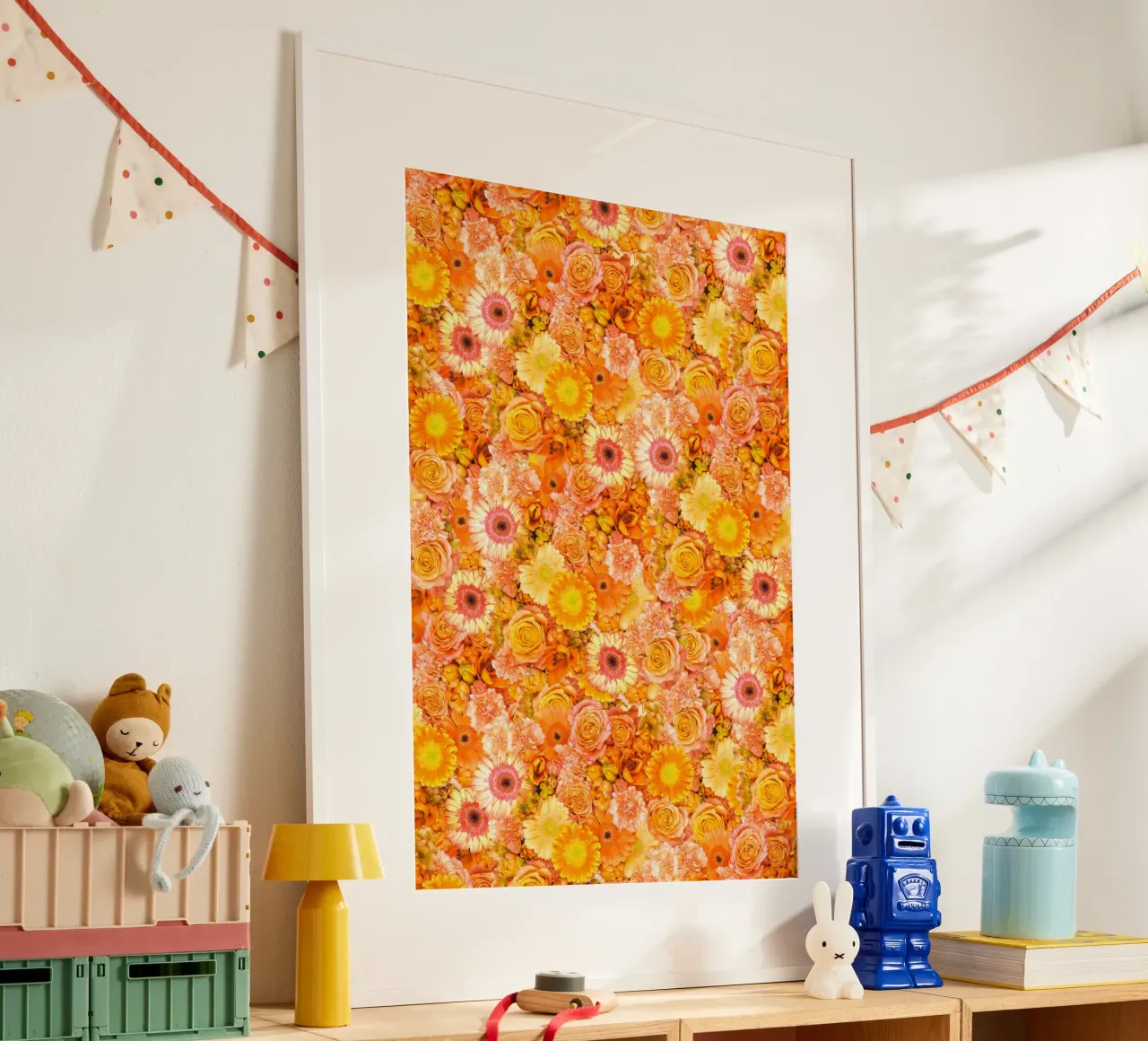 Un mare di arancione - Fiori in piena fioritura poster da Curious Collections by Marielle Leenders