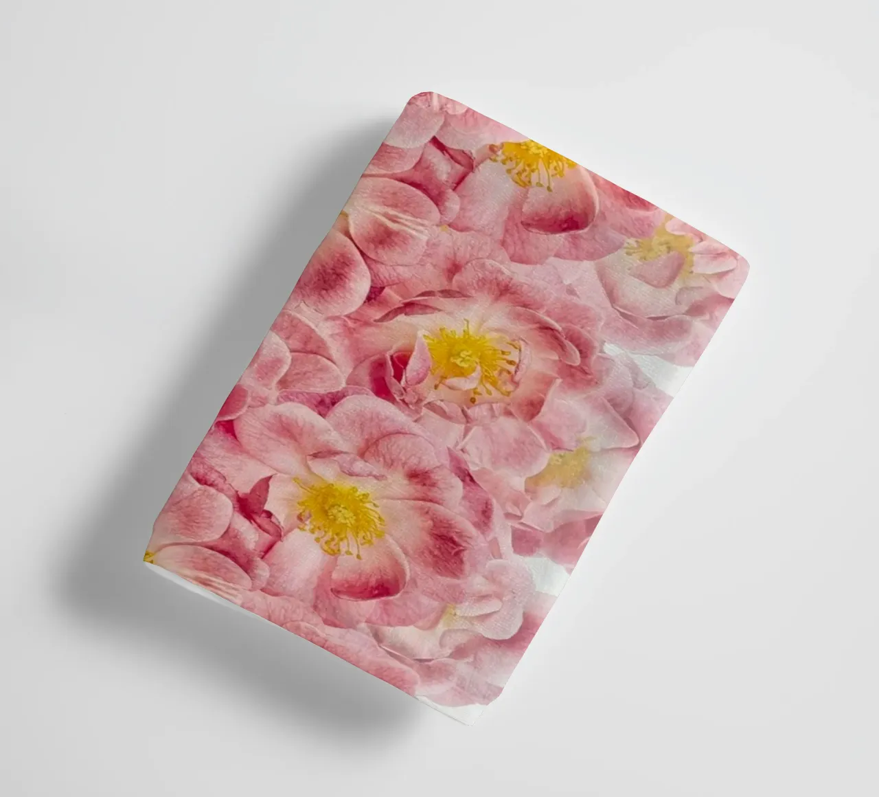 Un tocco di romanticismo - Rose rosa asciugamano da bagno da Curious Collections by Marielle Leenders