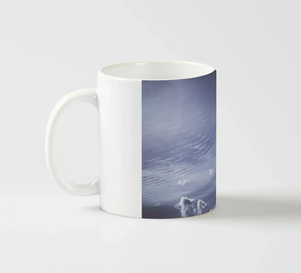 The Swell tazza in ceramica da Pale Grain
