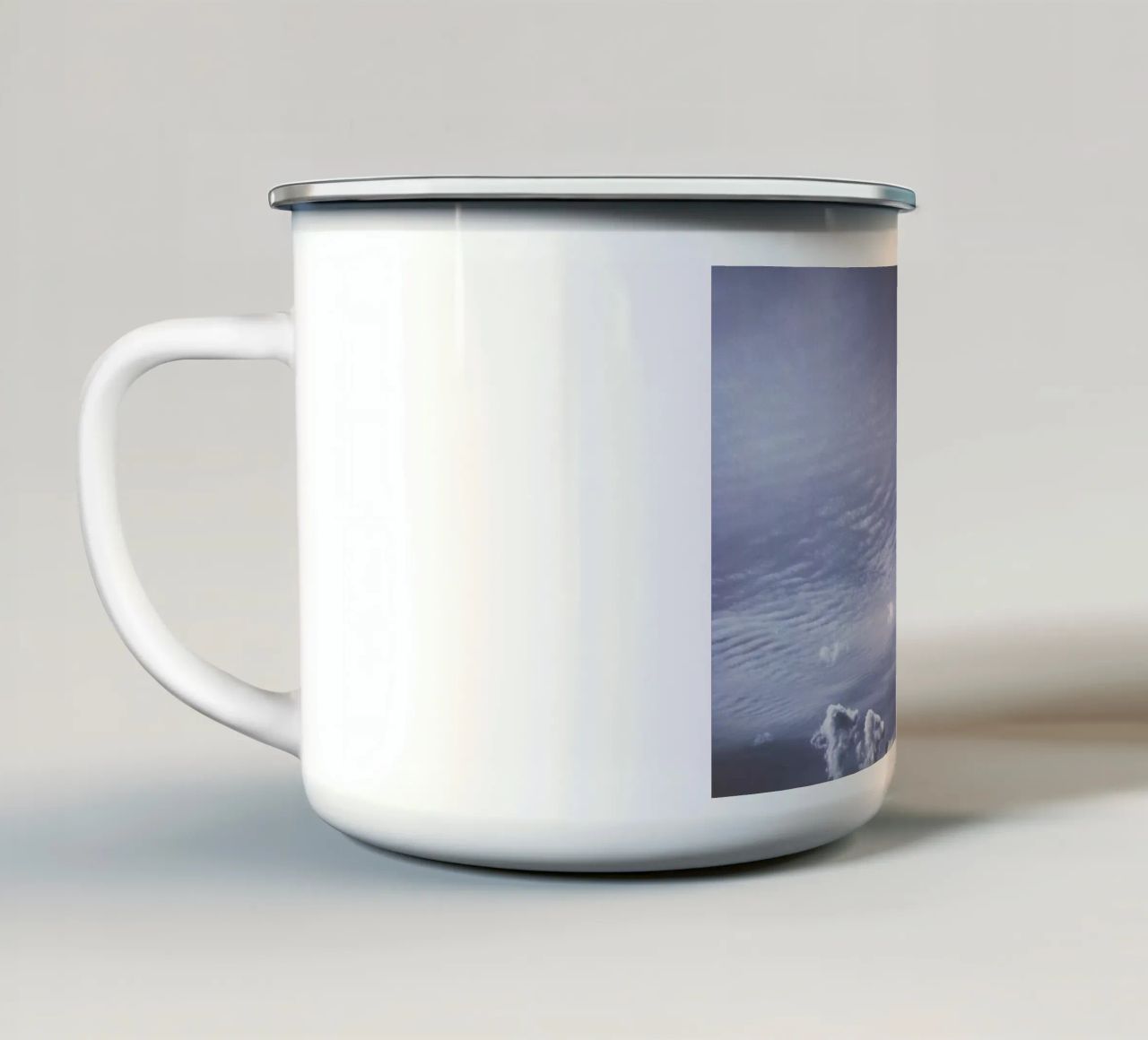 The Swell tazza in smalto da Pale Grain