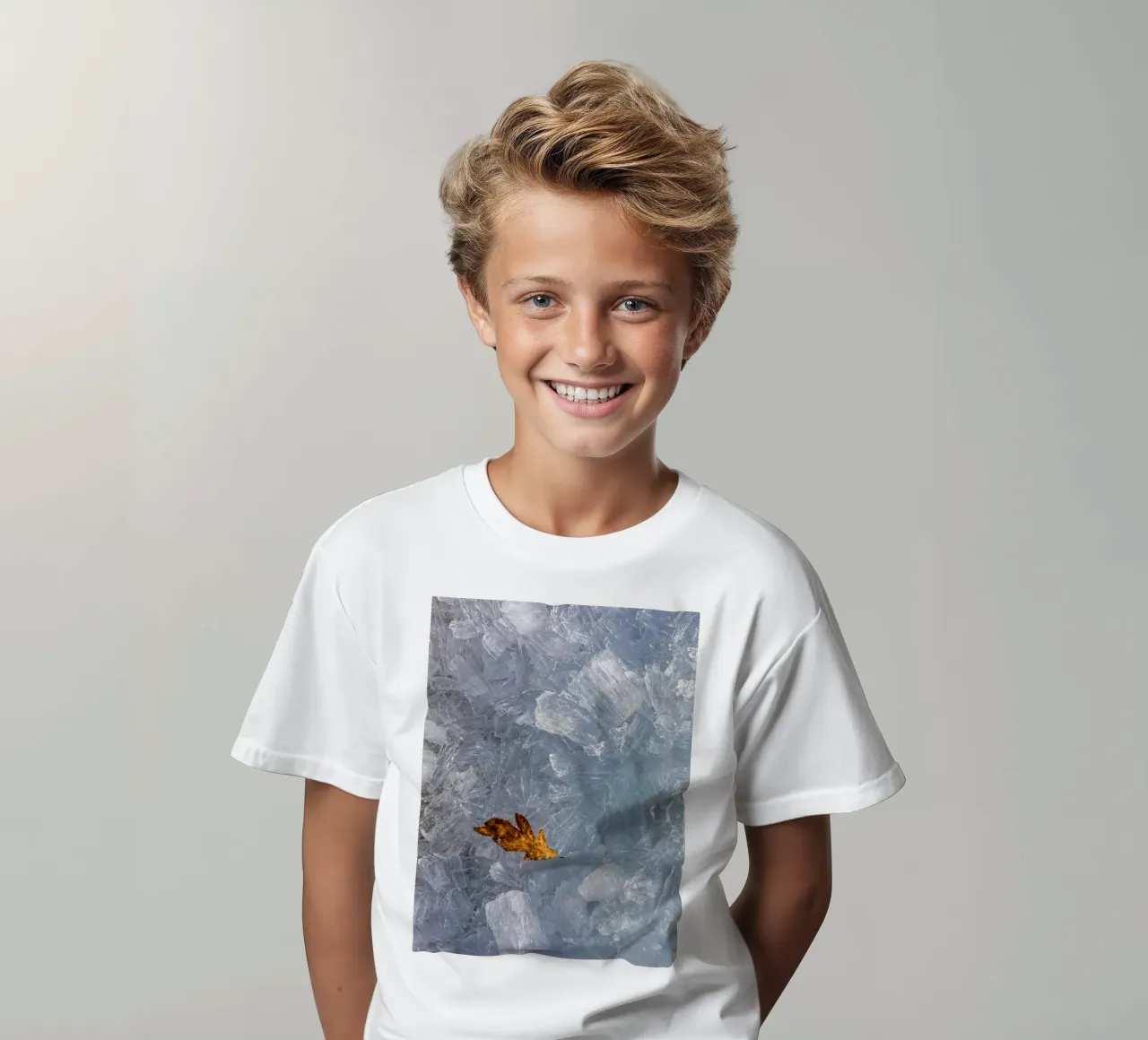 Foglie d'autunno nel ghiaccio - elementi naturali a fuoco t-shirt bambini da Whole©