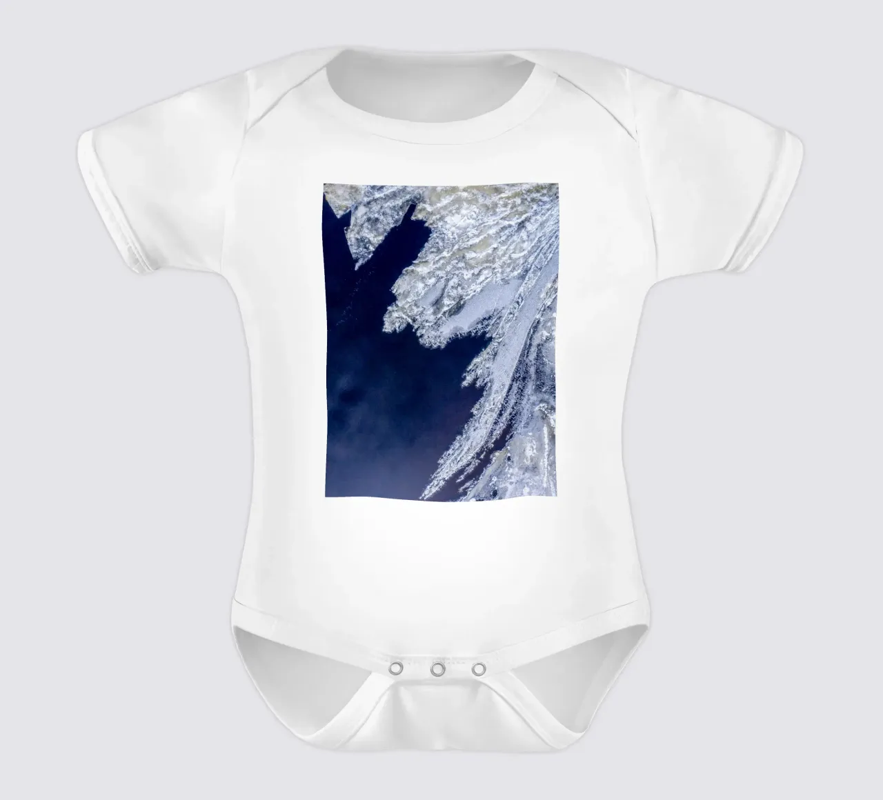 IJsformaties - Abstract winterlandschap babyrompertje korte mouwen van Whole©