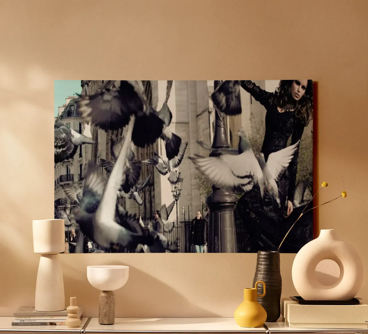 Doves in Paris II canvas met Baklijst van Marie Bärsch