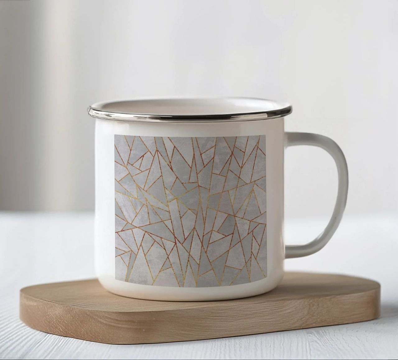 Shattered Concrete tazza in smalto da Elisabeth Fredriksson