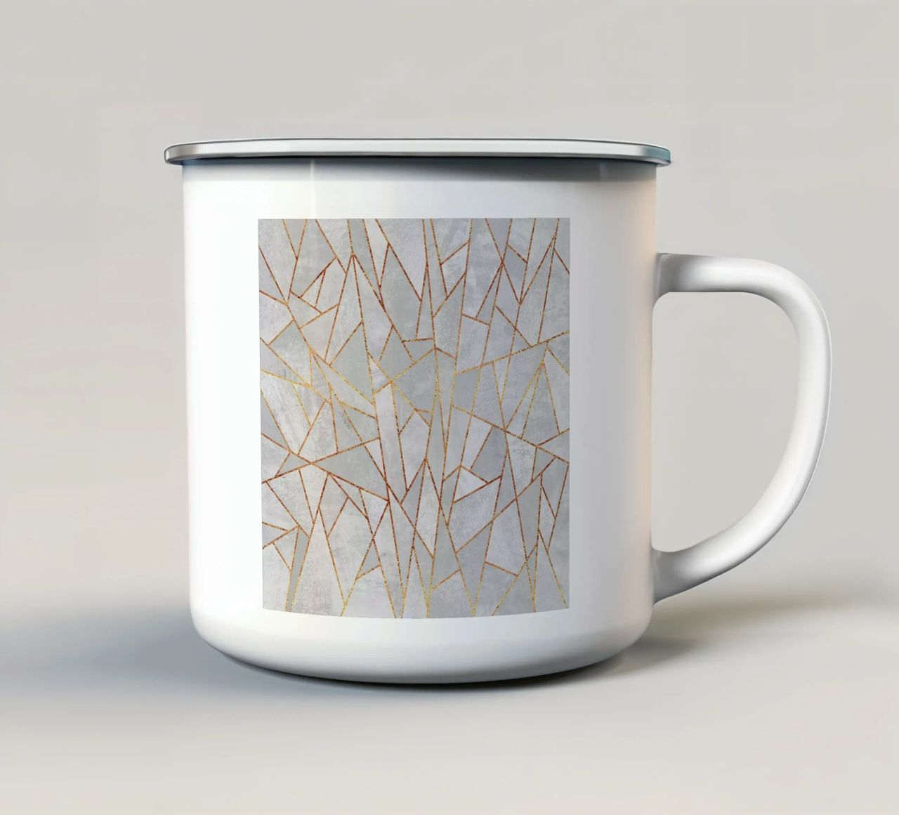 Shattered Concrete tazza in smalto da Elisabeth Fredriksson