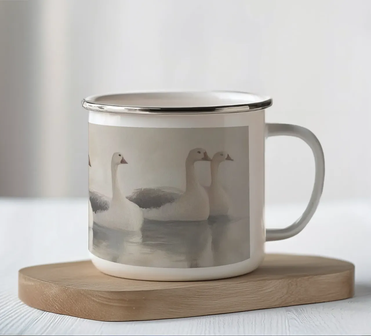 Oche tranquille sull'acqua tazza in smalto da Melloi Art Print