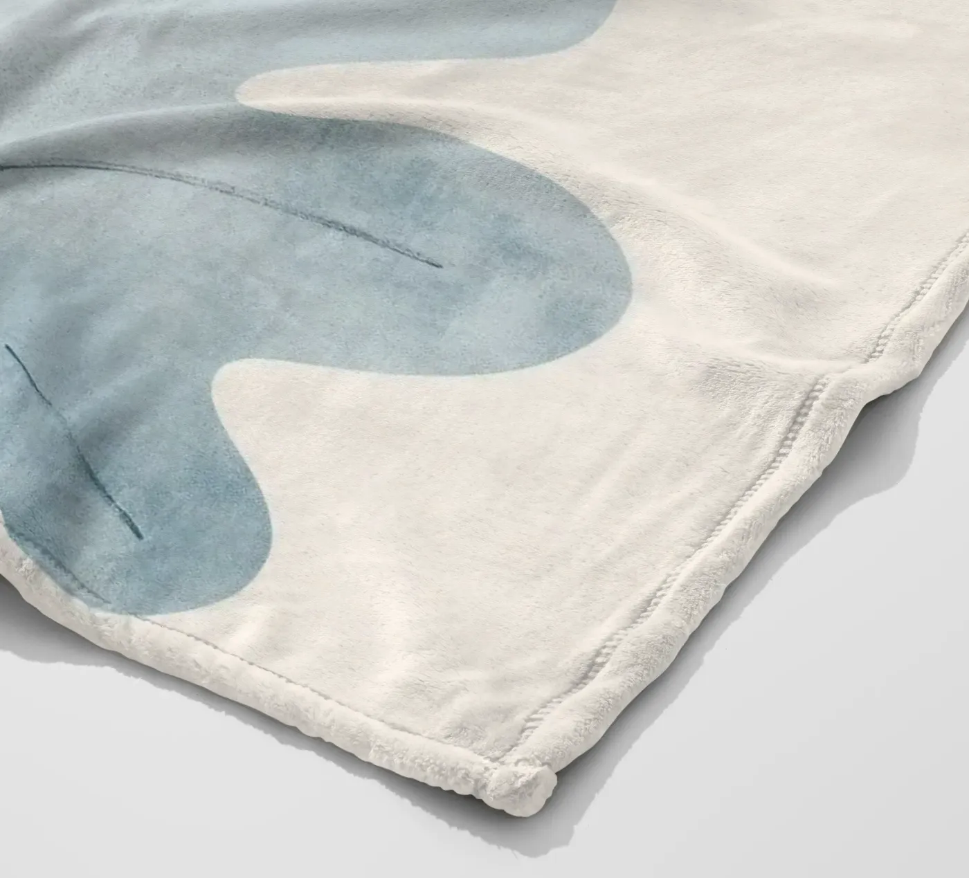 Two Leafs Fleecedecke von treechild