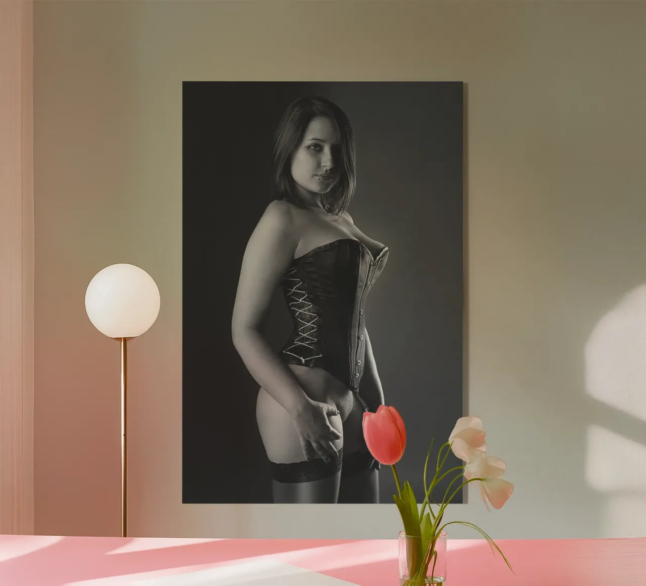 Alyona in a corset Mono plexiglass da Dave Hare Photography