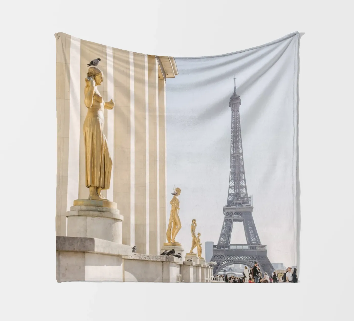 Golde Eiffel Tower fleecedeken van patiphotography