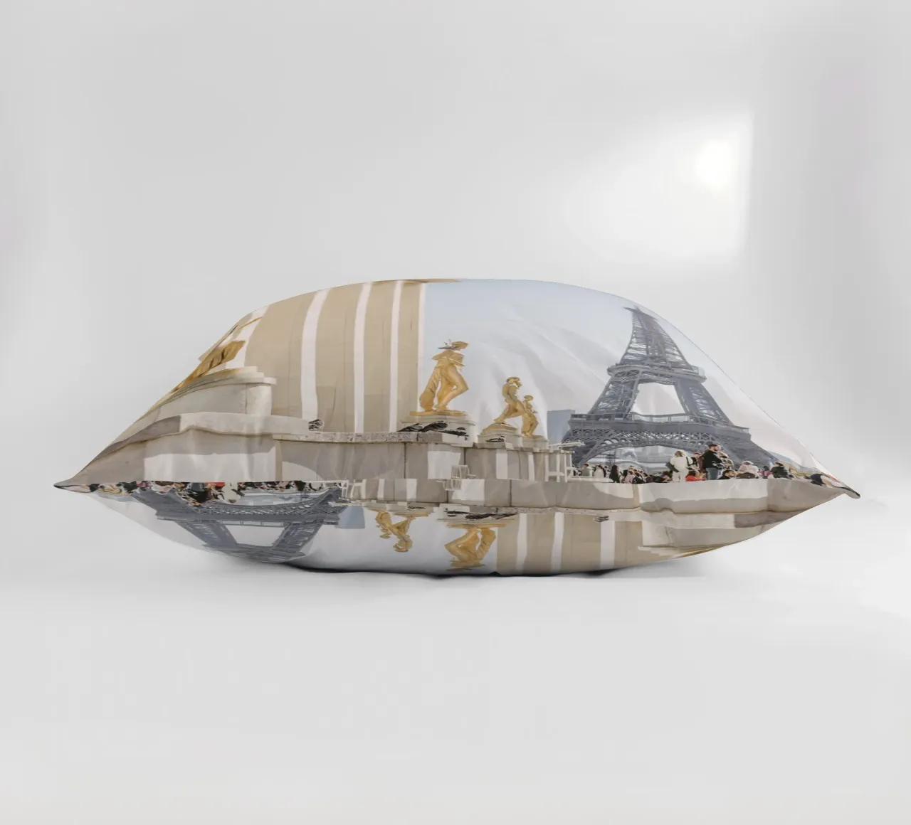 Golde Eiffel Tower cuscino da patiphotography