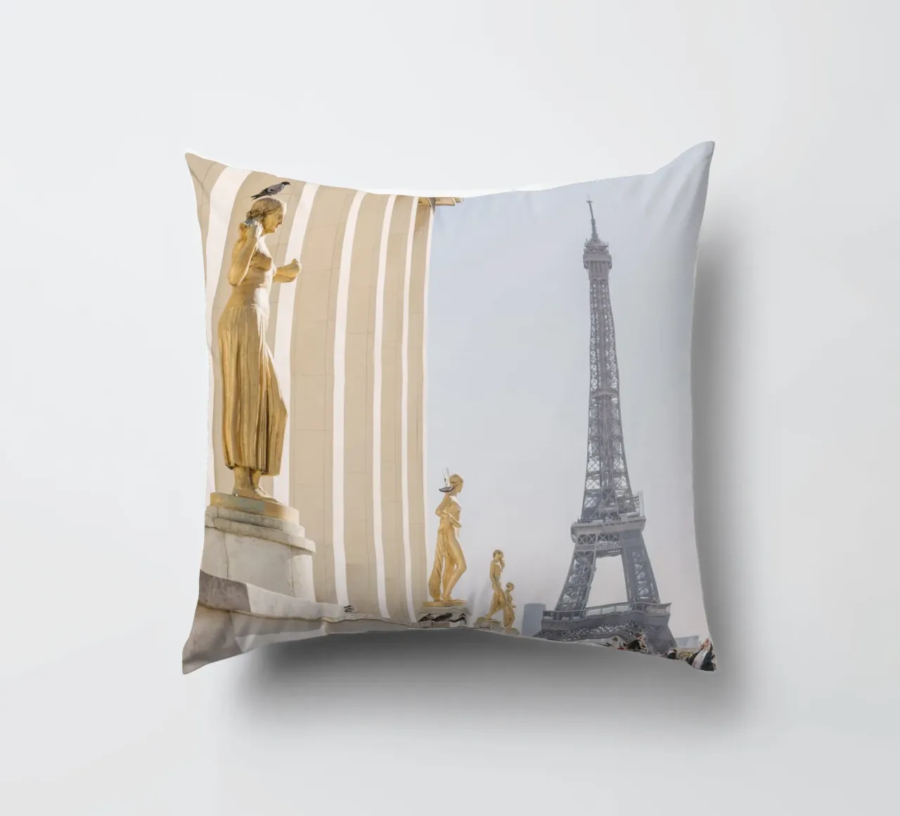 Golde Eiffel Tower cuscino da patiphotography