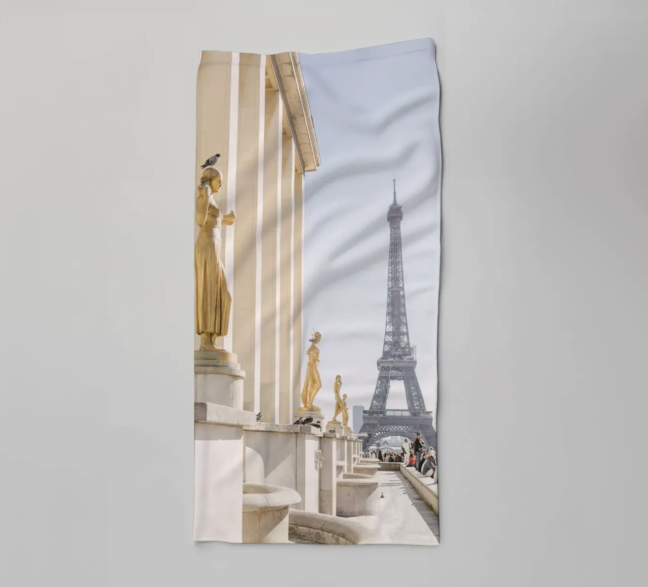 Golde Eiffel Tower towel by patiphotography