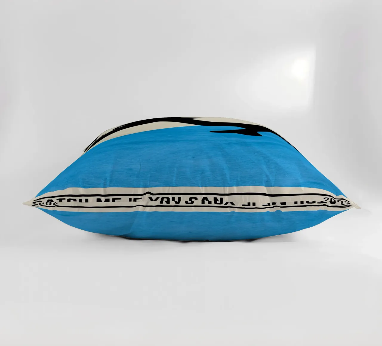 Catch Me If You Can cuscino da TheArtstudio