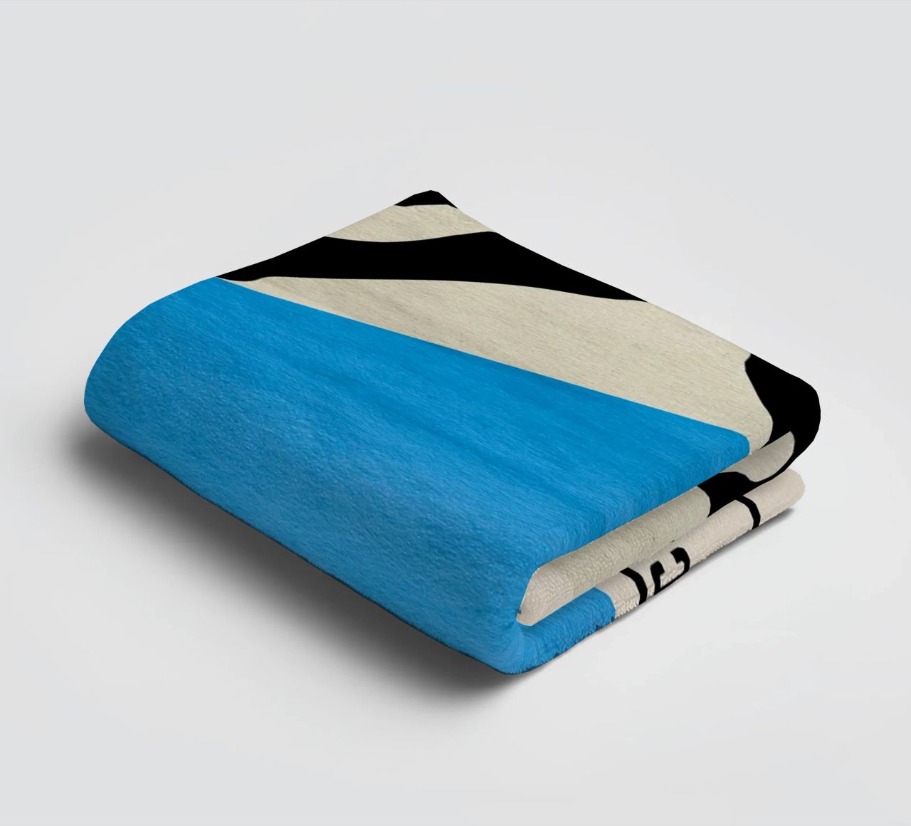 Catch Me If You Can Handtuch von TheArtstudio