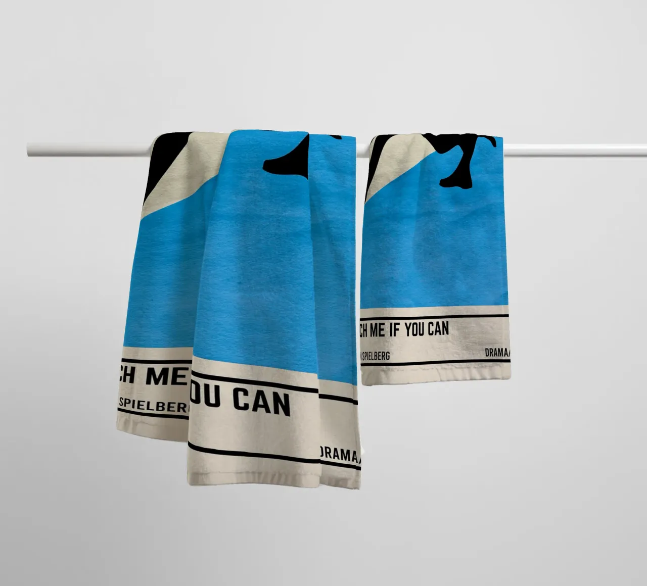 Catch Me If You Can asciugamano da bagno da TheArtstudio