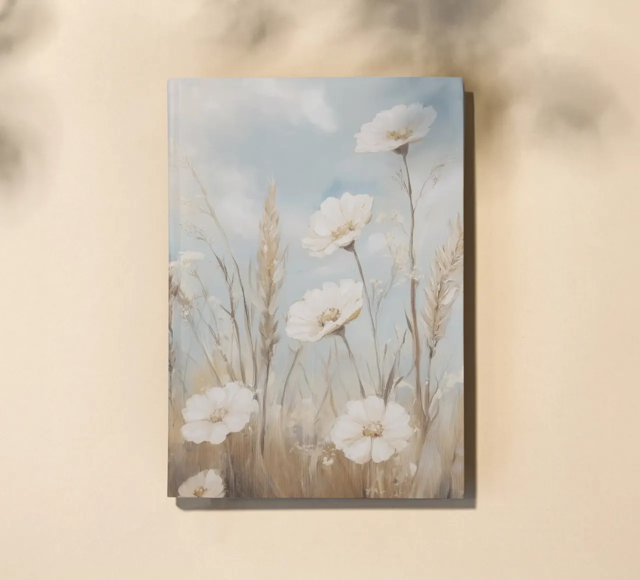 Campo tranquillo di erbe alte e fiori bianchi diario da Melloi Art Print