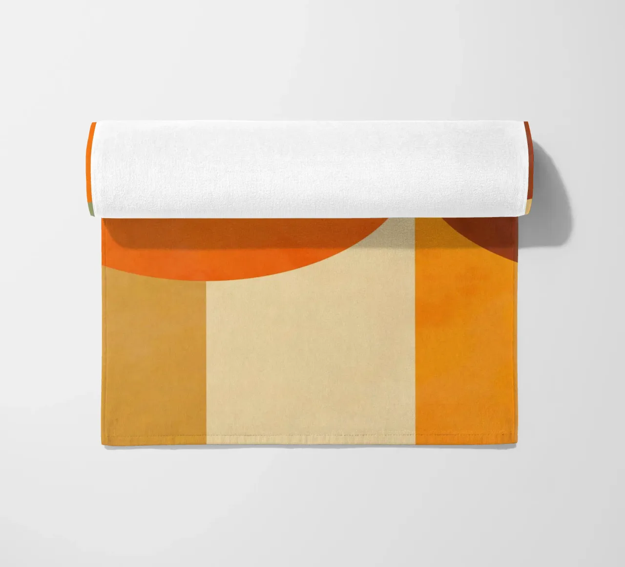 Minimal Abstract Fall • Earthy geometry 2/2 Strandtuch von Dominique Vari Abstract