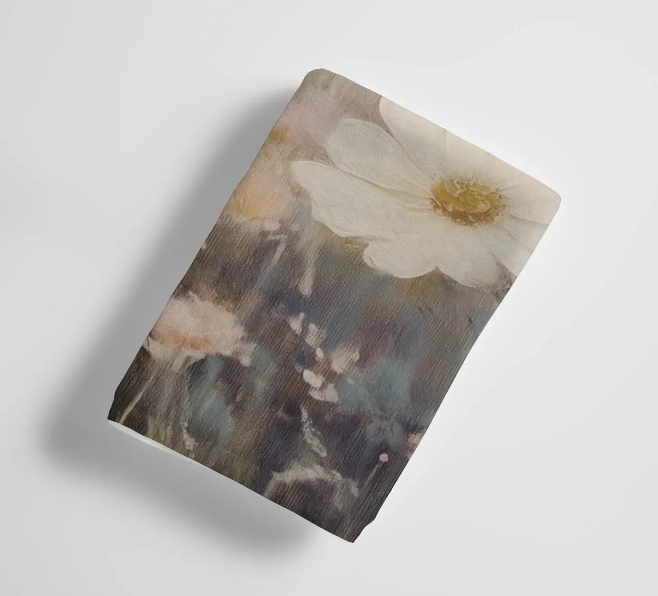 Prato con farfalle e fiori asciugamano da bagno da Melloi Art Print