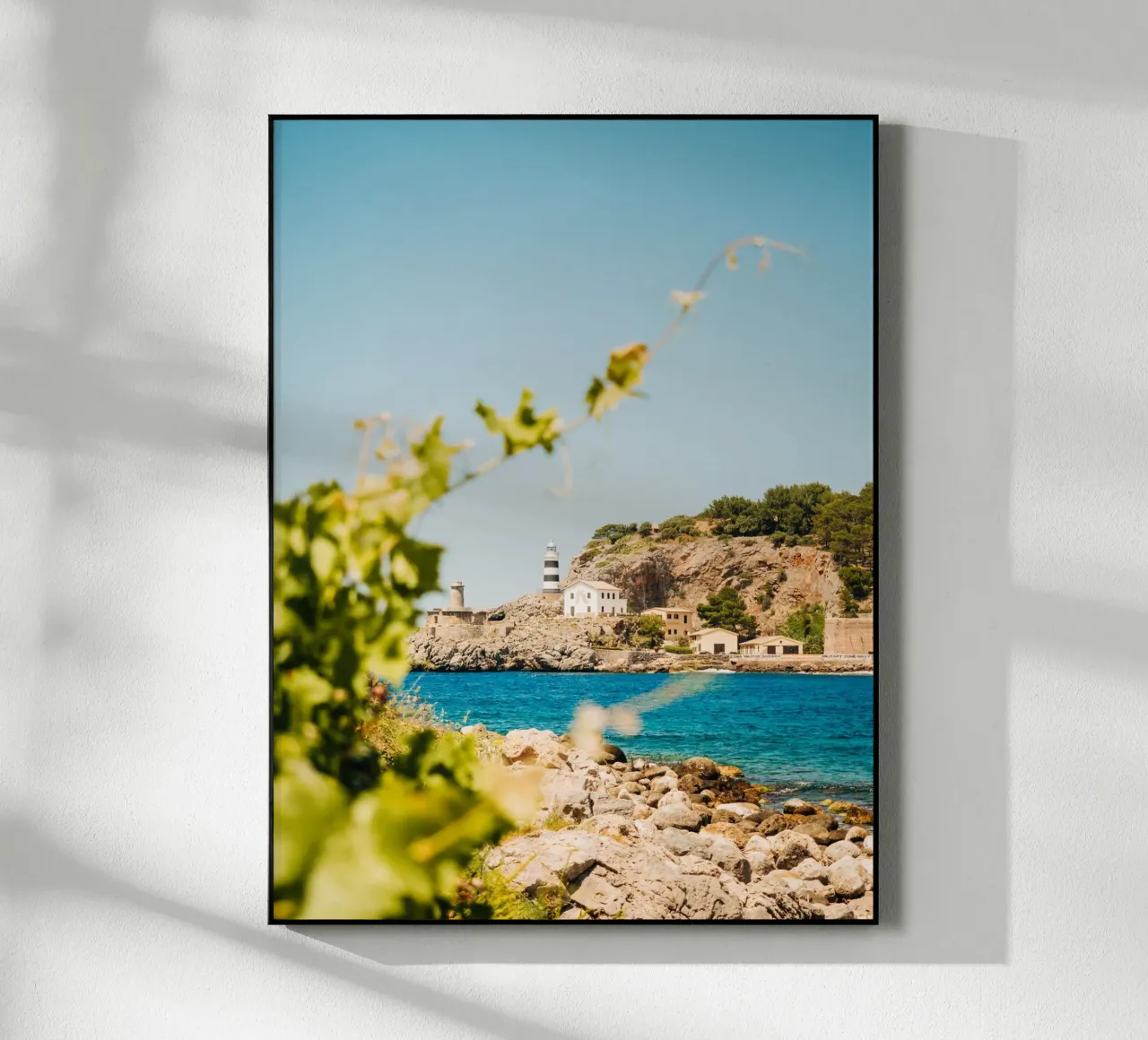 Faro sulla costa di Maiorca (Port de Sóller) plexiglass da Bold and Retro