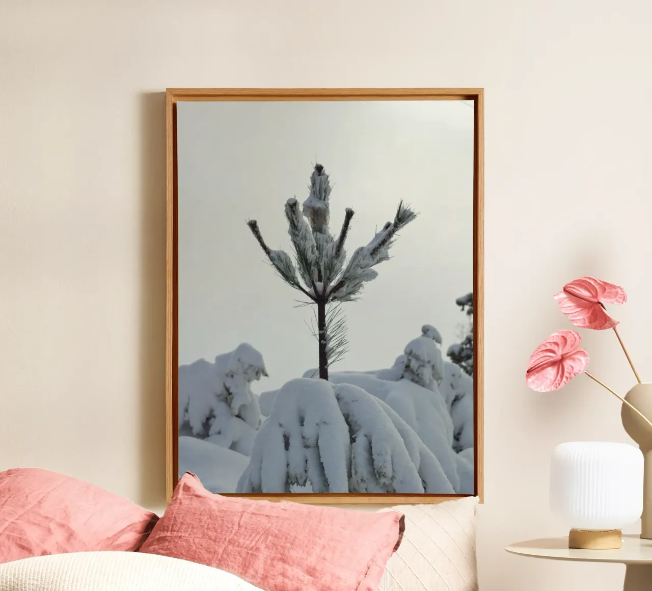 Winterontwerp met besneeuwde dennen canvas met Baklijst van Whole©