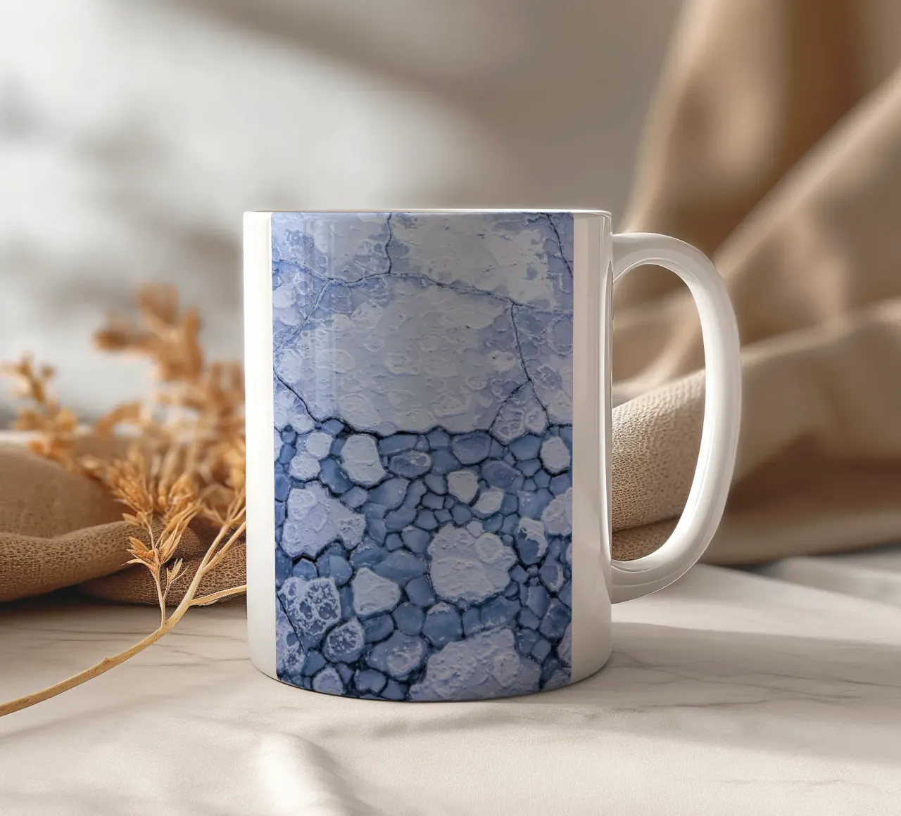 Mosaico di ghiaccio - Strutture geometriche invernali tazza in ceramica da Whole©