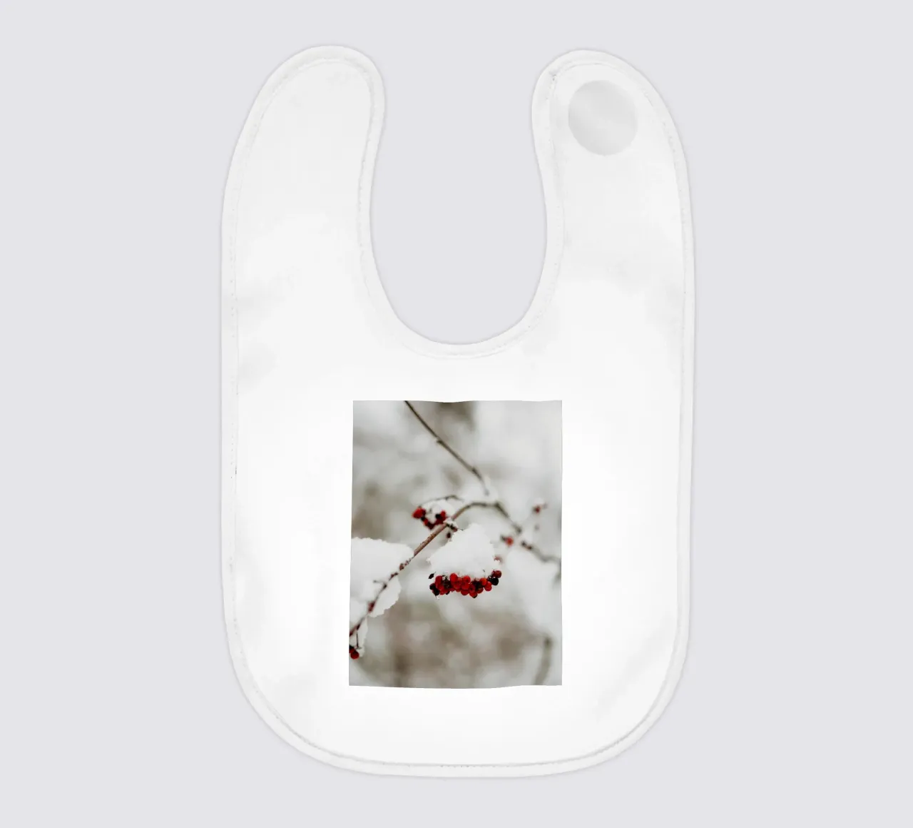 Bacche rosse nella neve bavaglino da Whole©