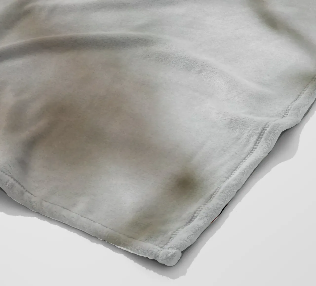 Bacche rosse nella neve coperta in pile da Whole©