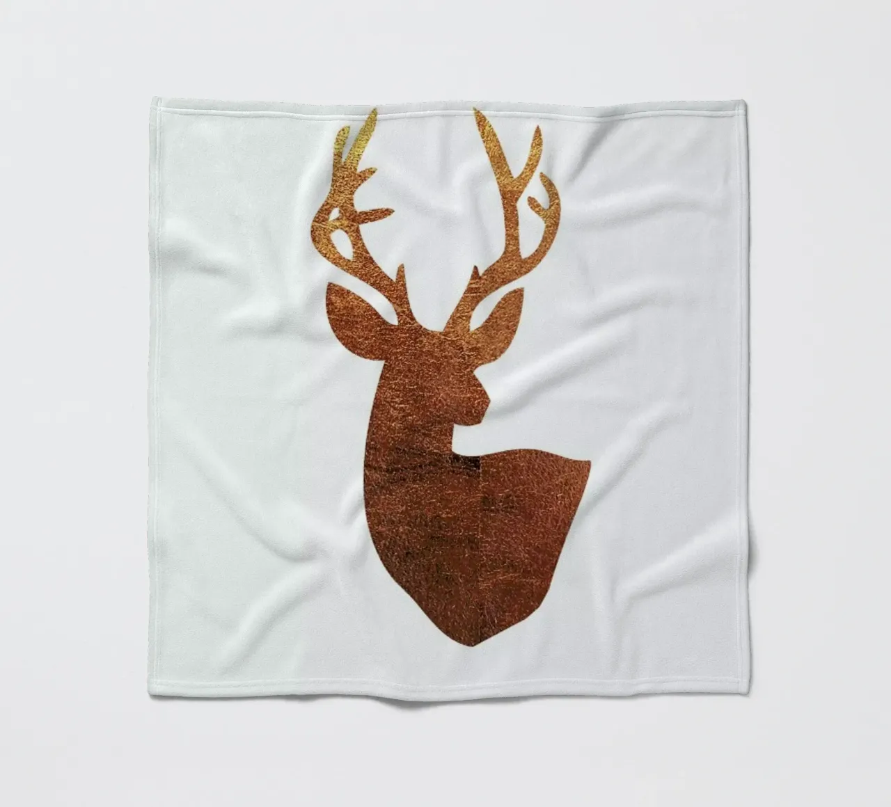 Hirsch Kupfer coperta in pile da XOXO Arte