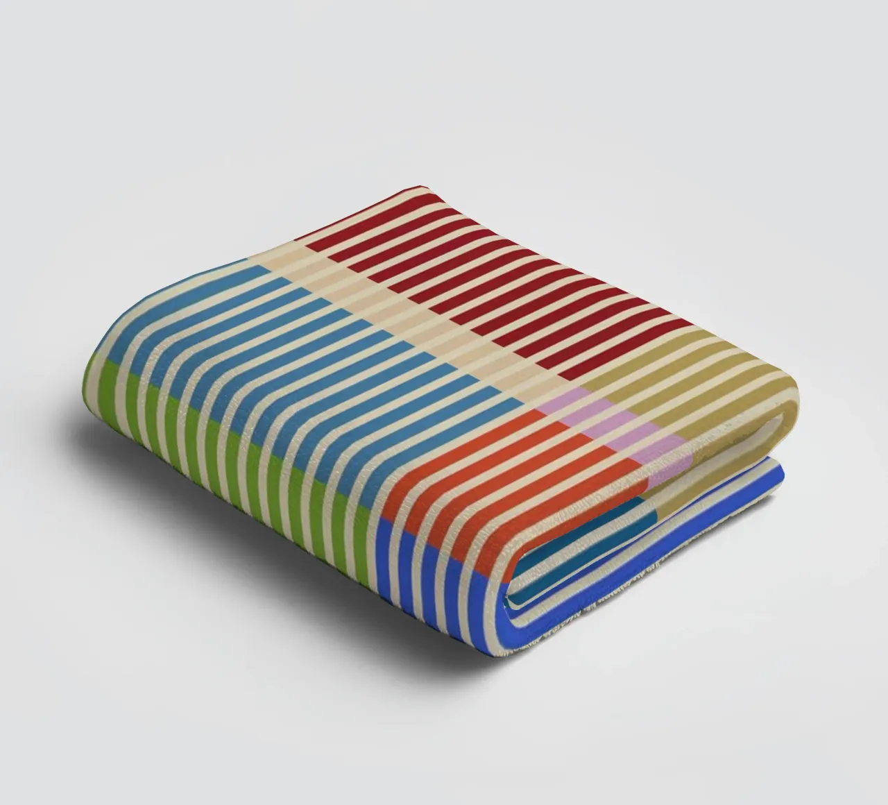 Buntes lineares Bauhaus Patchwork Linien Muster 1 Handtuch von Dominique Vari Abstract