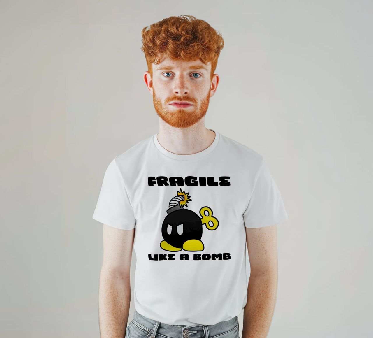 Fragile come una bomba t-shirt da Loobs