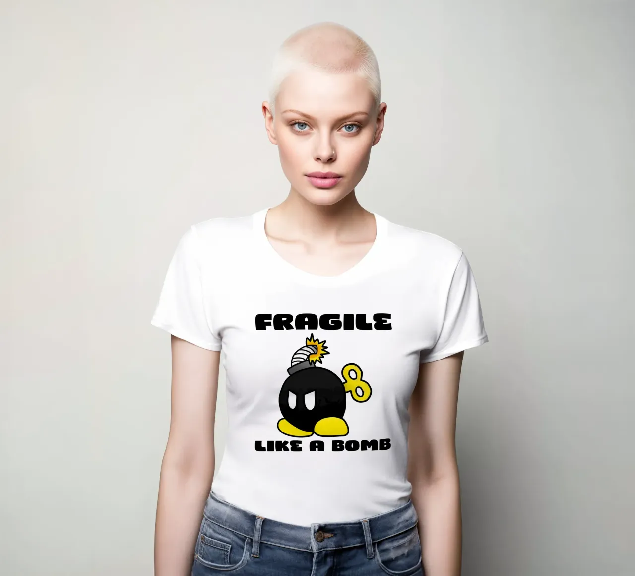 Fragile come una bomba t-shirt da donna da Loobs