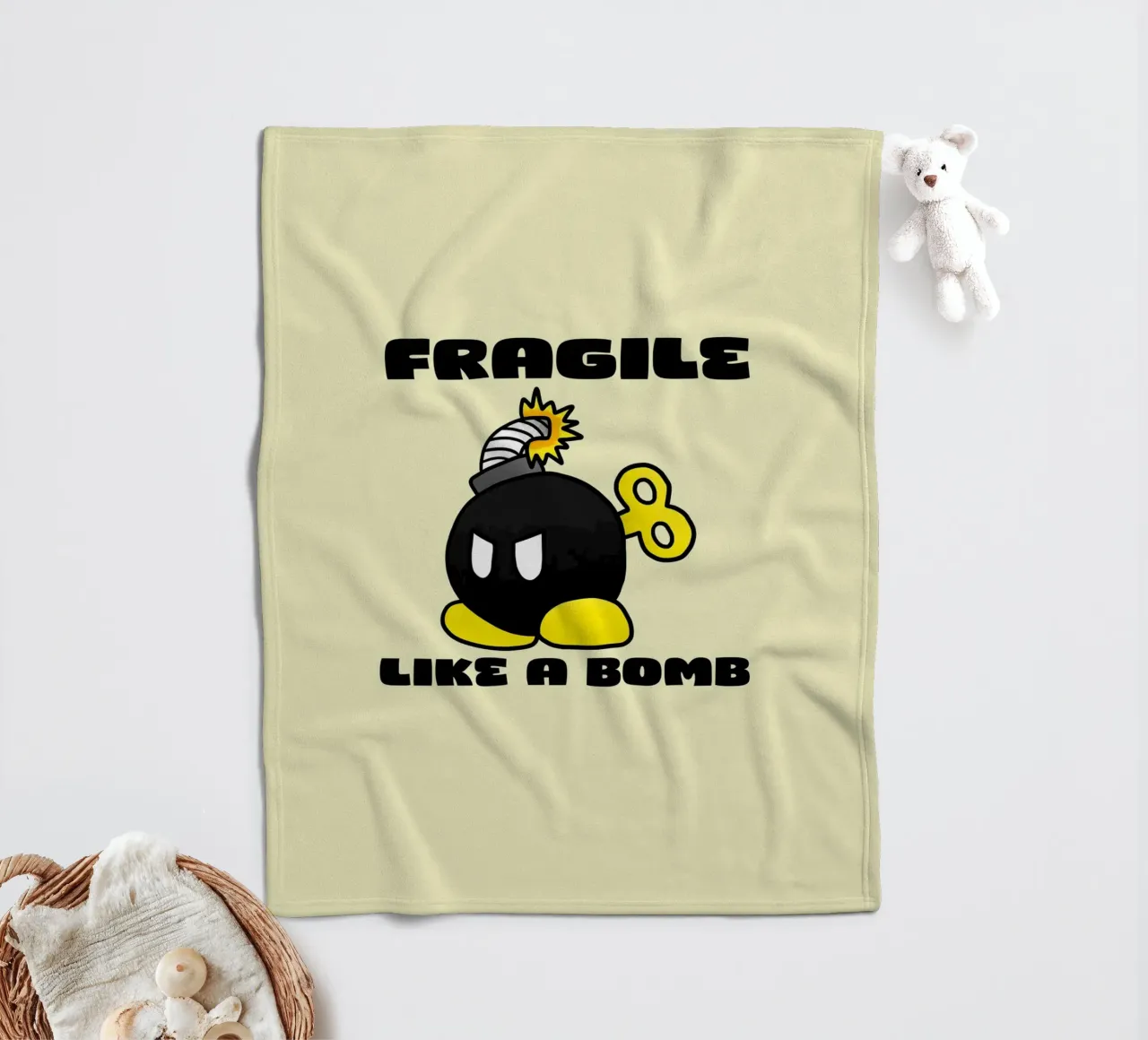Fragile come una bomba coperta in pile da Loobs