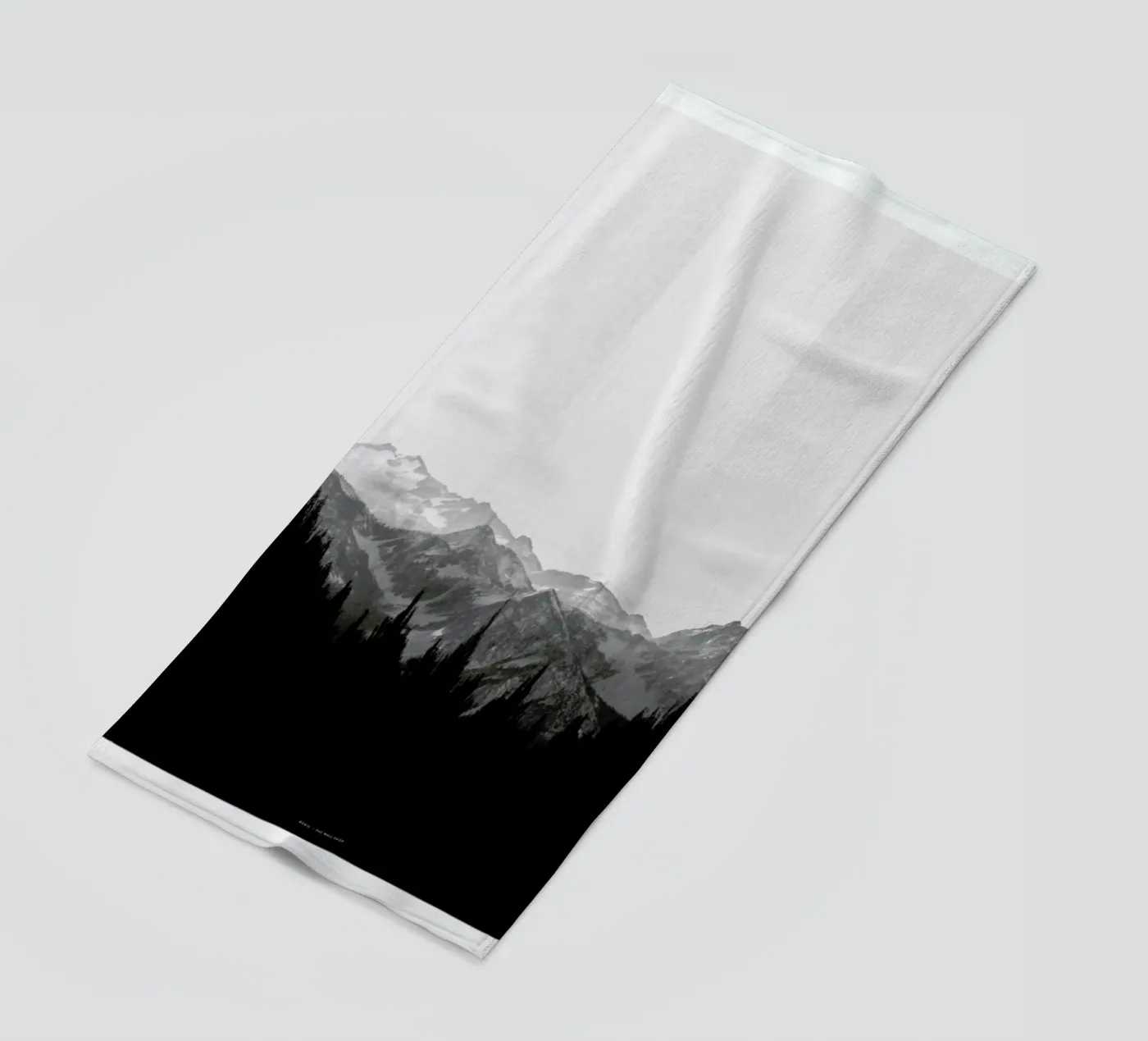Brush Mountains strandhanddoek van The Wall Shop