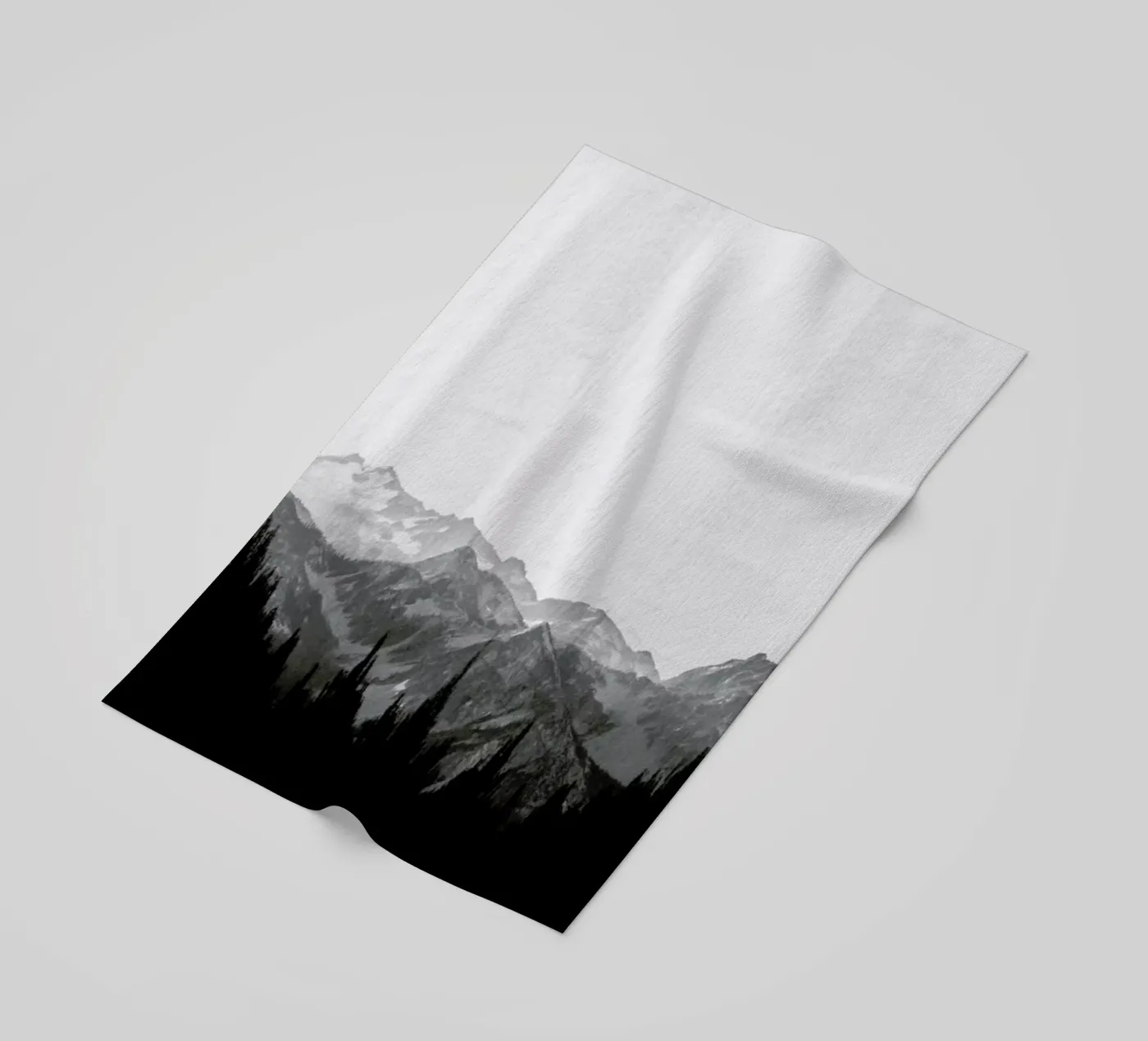 Brush Mountains strandhanddoek van The Wall Shop