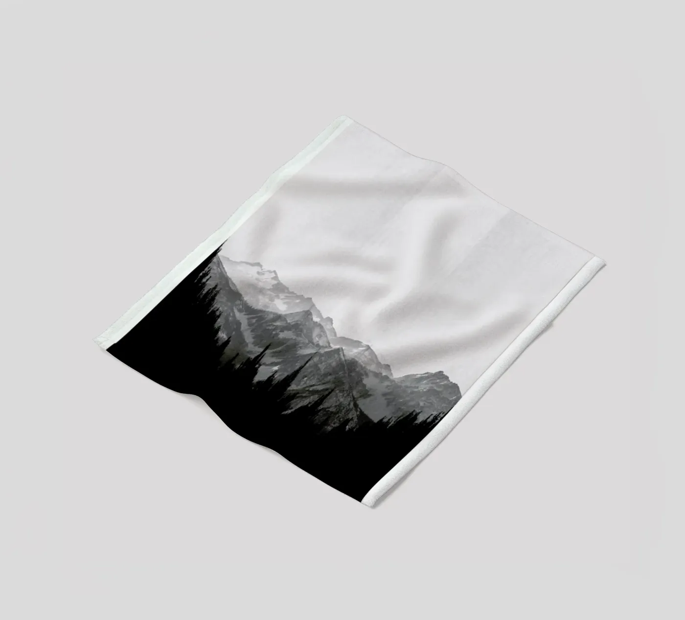 Brush Mountains Fleecedecke von The Wall Shop