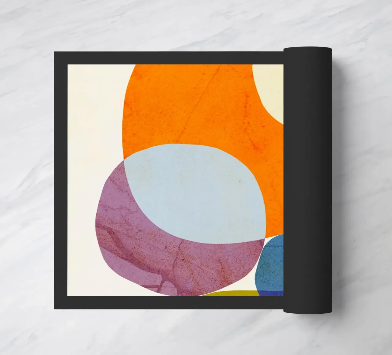 Minimal Organic Pebble Balance - Lebendig marmorierte Pastelltöne Fußmatte von Dominique Vari Abstract