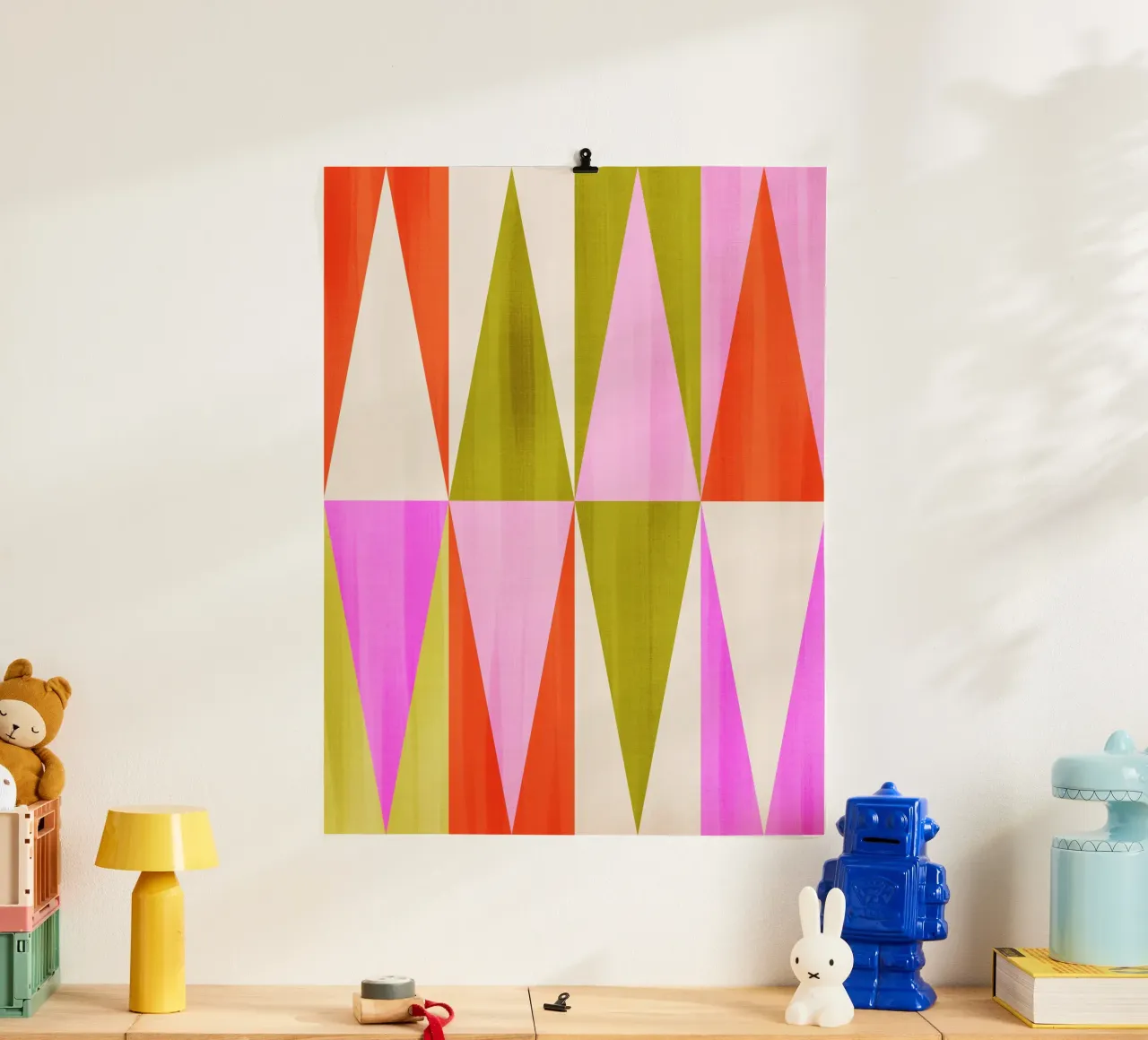 Vibrant Mid-Mod Diamond Pattern - Rose festif Rouge Vert poster de Dominique Vari Abstract