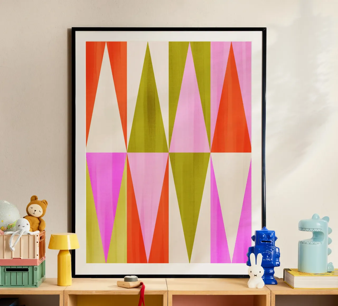 Vibrant Mid-Mod Diamond Pattern - Rose festif Rouge Vert poster de Dominique Vari Abstract