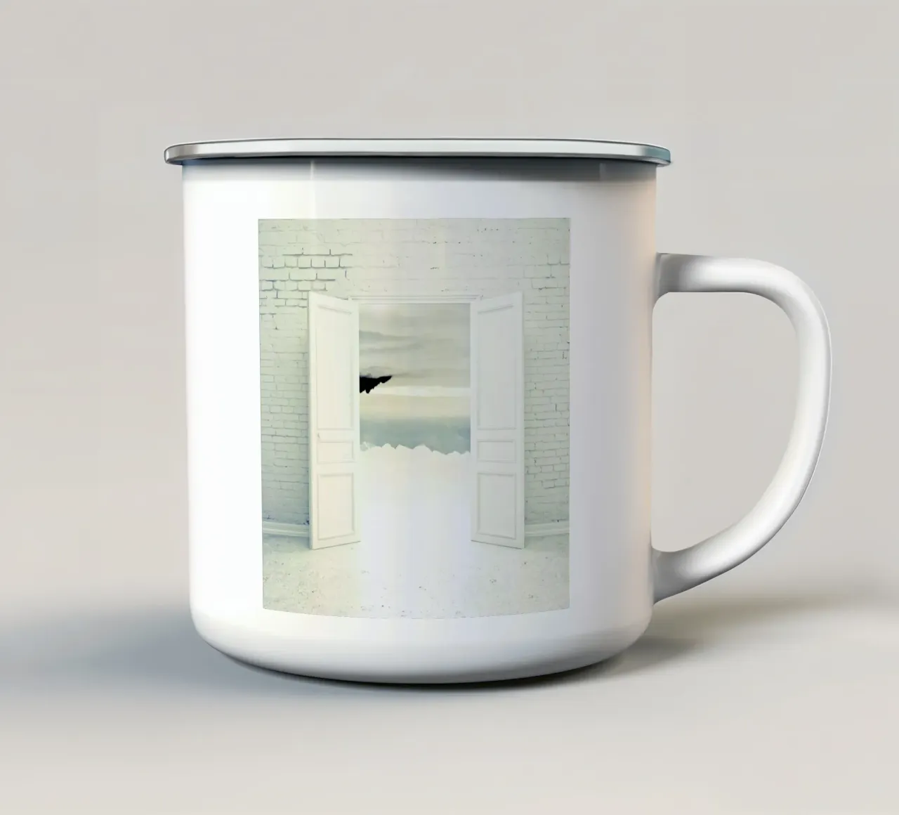 End Of Earth tazza in smalto da Eugene Soloviev